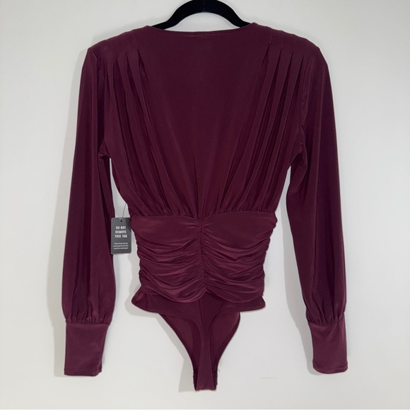 Express Long Sleeve Draped Surplice Bodysuit Burgundy Wine Size XS NWT‎ - Picture 2 of 6